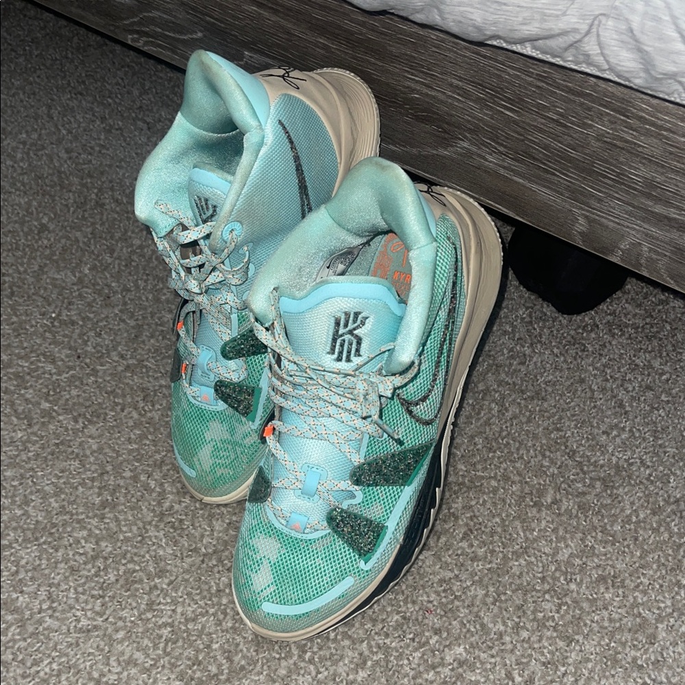 KD Nike basketball shoes